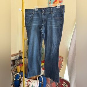 Elle Dark Blue Straight Leg Jeans size 16